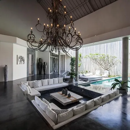 Villa Mistral